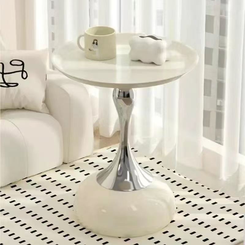 Light‑Luxury Slim Curved Pedestal Side Table